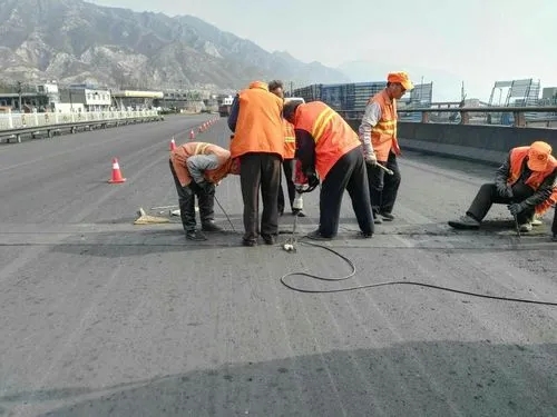 易县道路桥梁病害治理